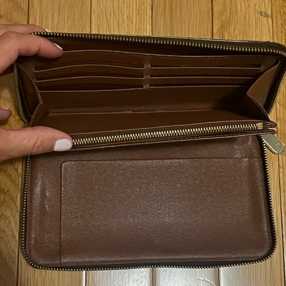 Louis Vuitton Zippy Organizer - Picture 4 of 7